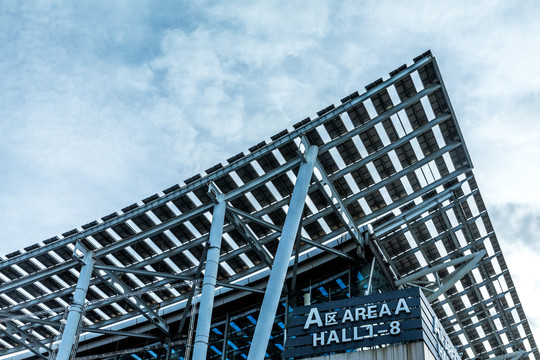 广州市地标建筑琶洲国际会展中心