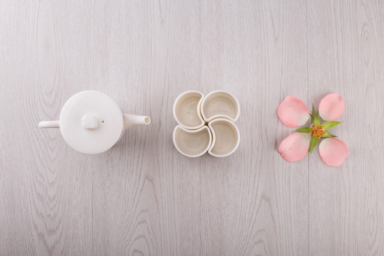 茶壶茶杯