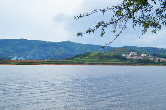 高山平湖念湖