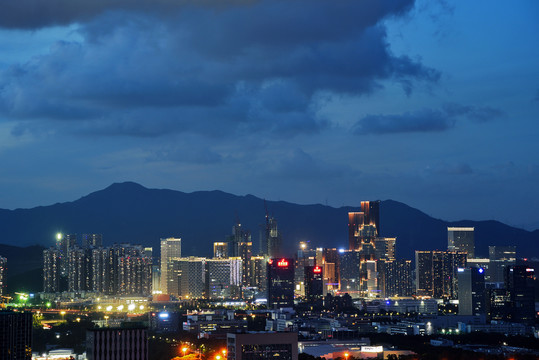 深圳留仙洞城市风光夜景