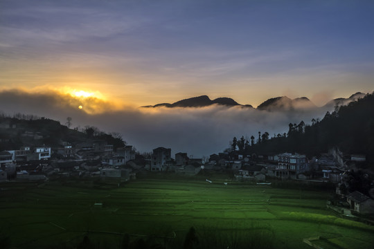 云南小山村风光