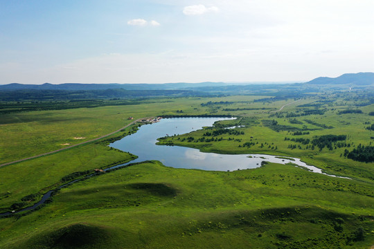 内蒙古乌兰布统草原红松湖
