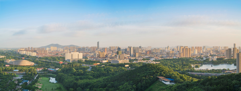 俯瞰中国江苏江阴城市风光全景