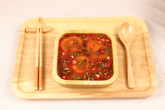 西红柿酸辣汤