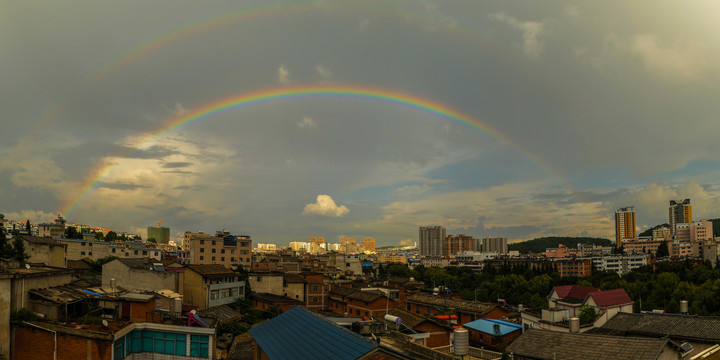 城市彩虹