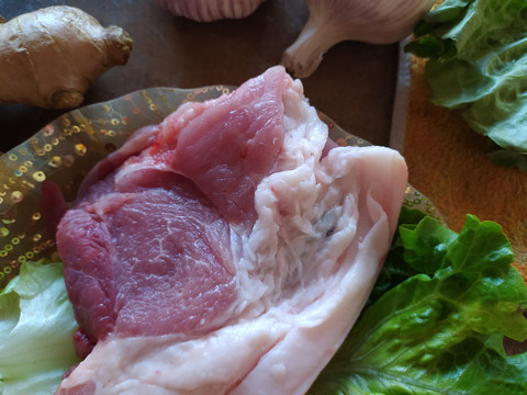 新鲜猪肉