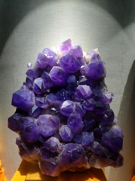 紫水晶原石原矿晶簇晶体