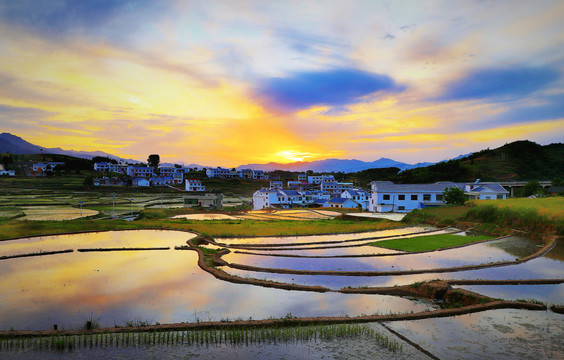 中峰风光CA