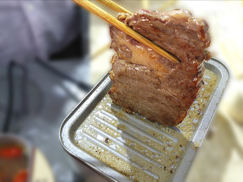 大块烤肉