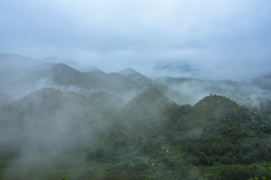 南丹山雾海风光