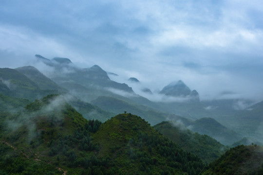 南丹山雾海风光