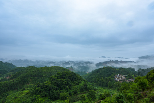 南丹山雾海风光