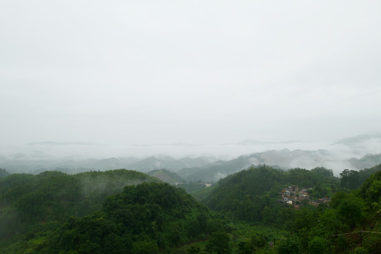南丹山雾海风光