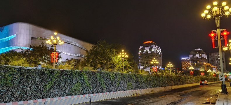 夜色下的城市