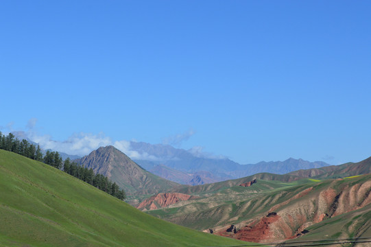 祁连卓尔山