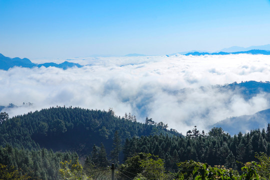 南丹山云海雾海风光