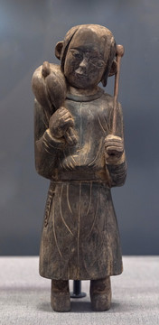 契丹渔猎木立俑