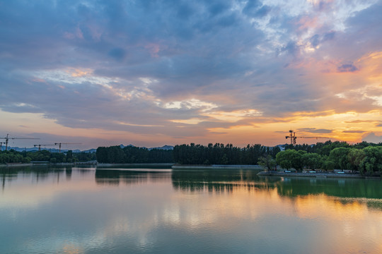 青州南阳湖晚霞风景