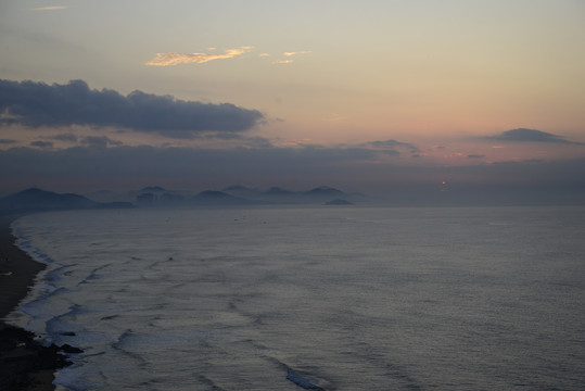 广东阳江海陵岛十里银滩日出