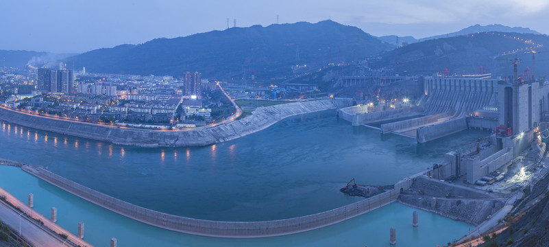 宜宾向家坝水电站夜景