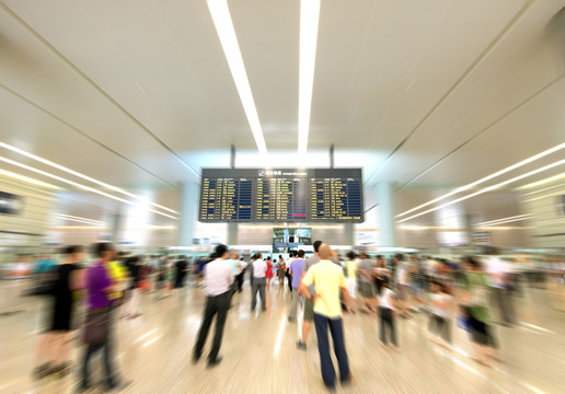 上海浦东机场旅客看机场信息