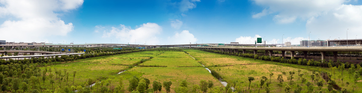 中国上海虹桥机场高架桥系统