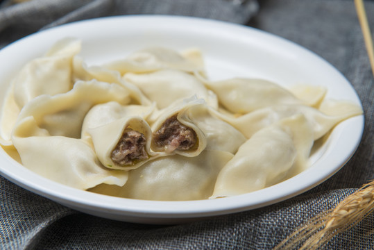 手工水饺特写