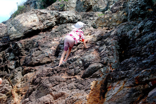 女童攀岩