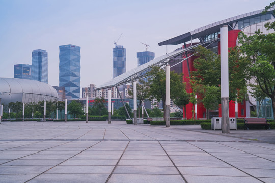 中国南京奥体中心建筑和广场