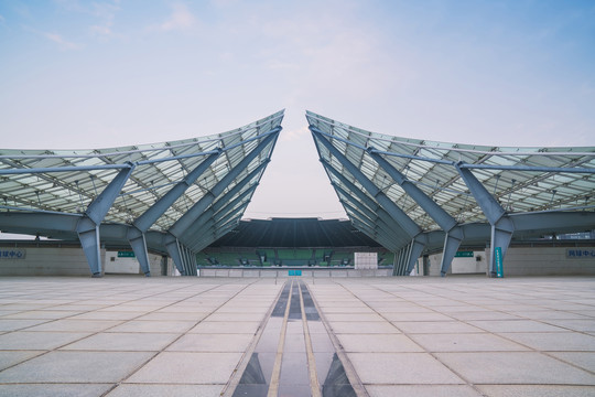 中国南京奥体中心建筑和广场