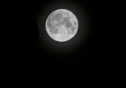 圆月圆月亮高清图片