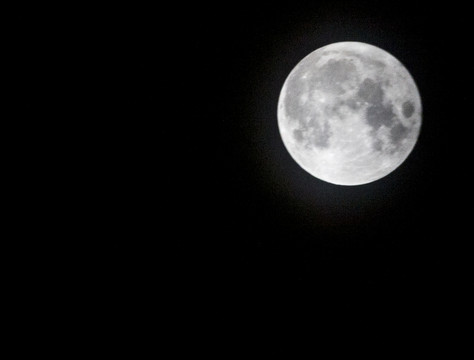 月亮高清图圆月圆月亮圆月素材