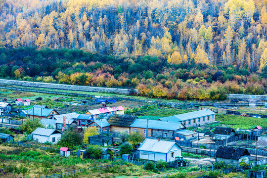 秋季边境山村