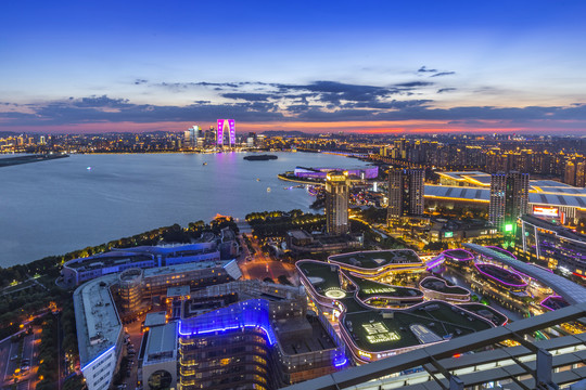 苏州金鸡湖夜景