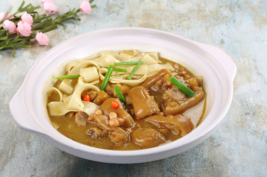 砂锅猪蹄