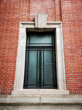 欧式建筑砖墙铁窗