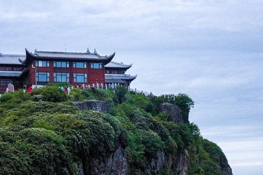 峨眉山