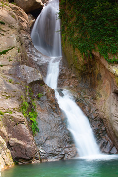 崂山北九水潮音瀑