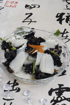 芹香山野木耳