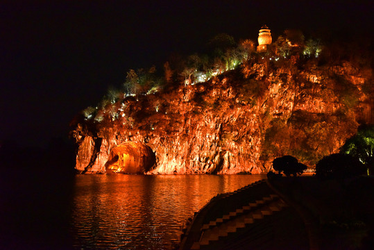 广西桂林象鼻山夜景