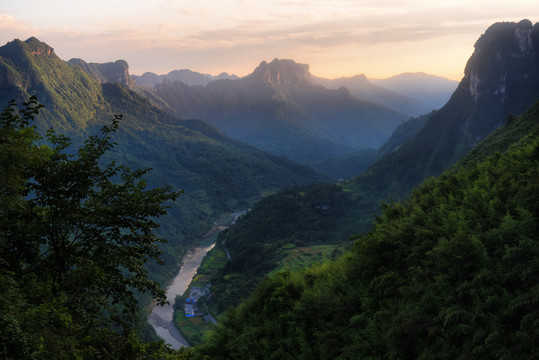 高山峡谷