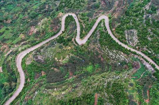 枣庄农村盘山公路