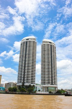 湄南河岸边星级酒店