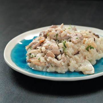 野菇鸡腿肉奶油炖饭