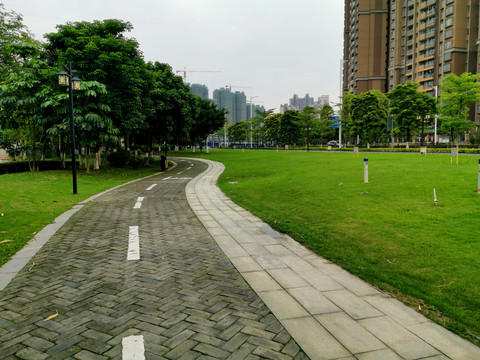 公园地砖路道