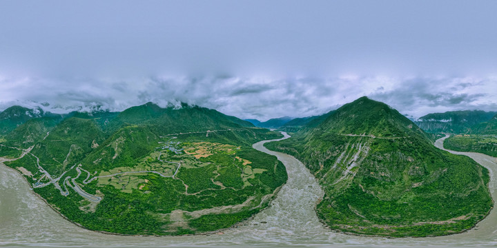 西藏林芝风景雅鲁藏布江