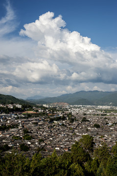 俯瞰丽江古城