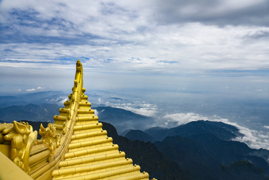 峨嵋山风光