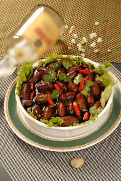 怪味蚕蛹1
