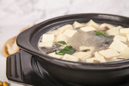 豆腐粉丝砂锅